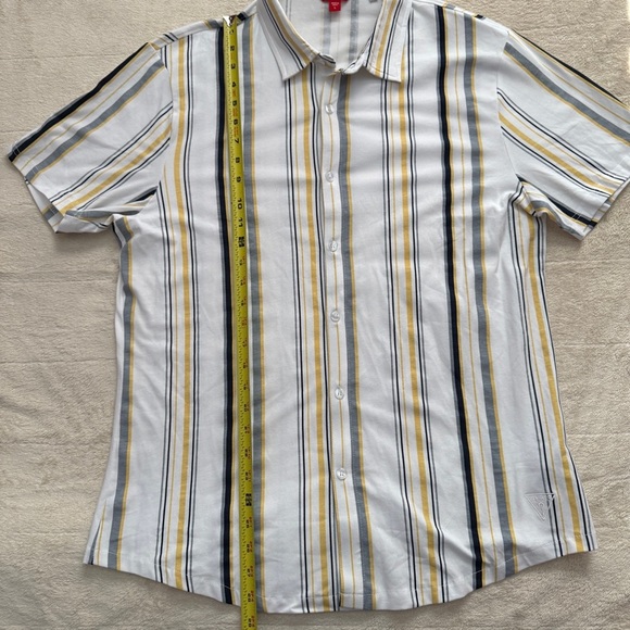 Guess Los Angeles Men’s Short Sleeve Button Front Shirt Size Large - Picture 4 of 6